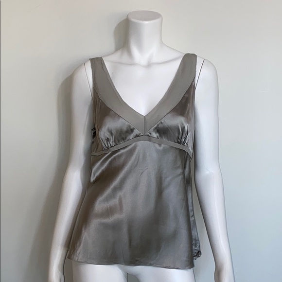 Express Tops - NWT EXPRESS SILVER/GRAY SLEEVELESS TOP